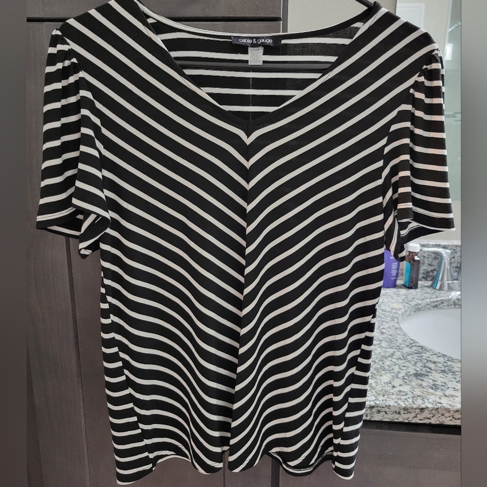 Bell sleeved Cable and Gauge black and white striped tee, NWOT. Size small.